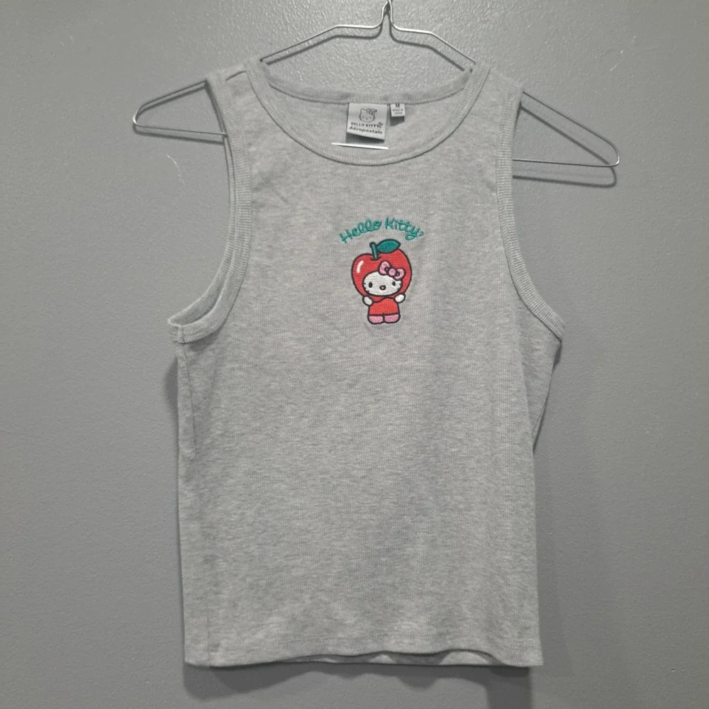 Aeropostale Hello Kitty Apple Embroidered Ribbed Tank Top Grey‎ Kids Medium